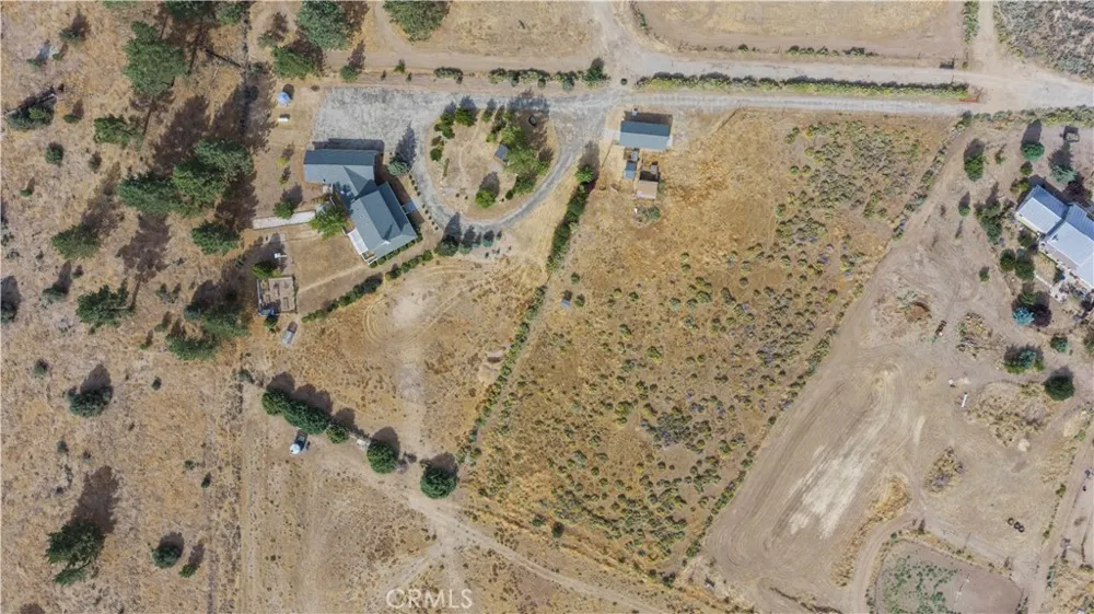 1014 Dusty Road Frazier Park, CA 93225