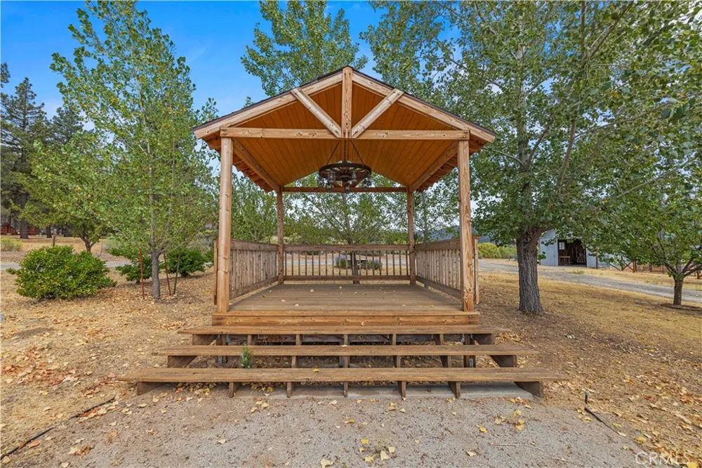 1014 Dusty Road Frazier Park, CA 93225