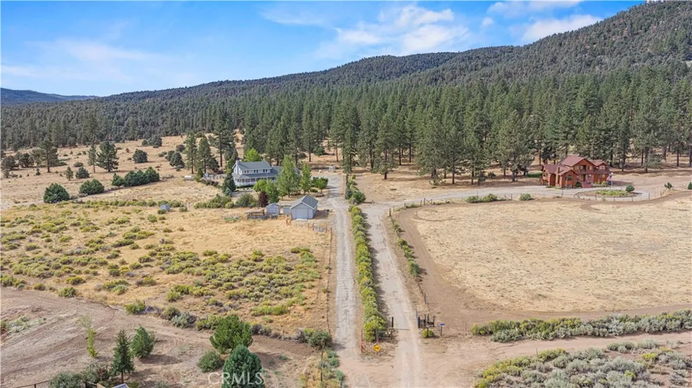 1014 Dusty Road Frazier Park, CA 93225