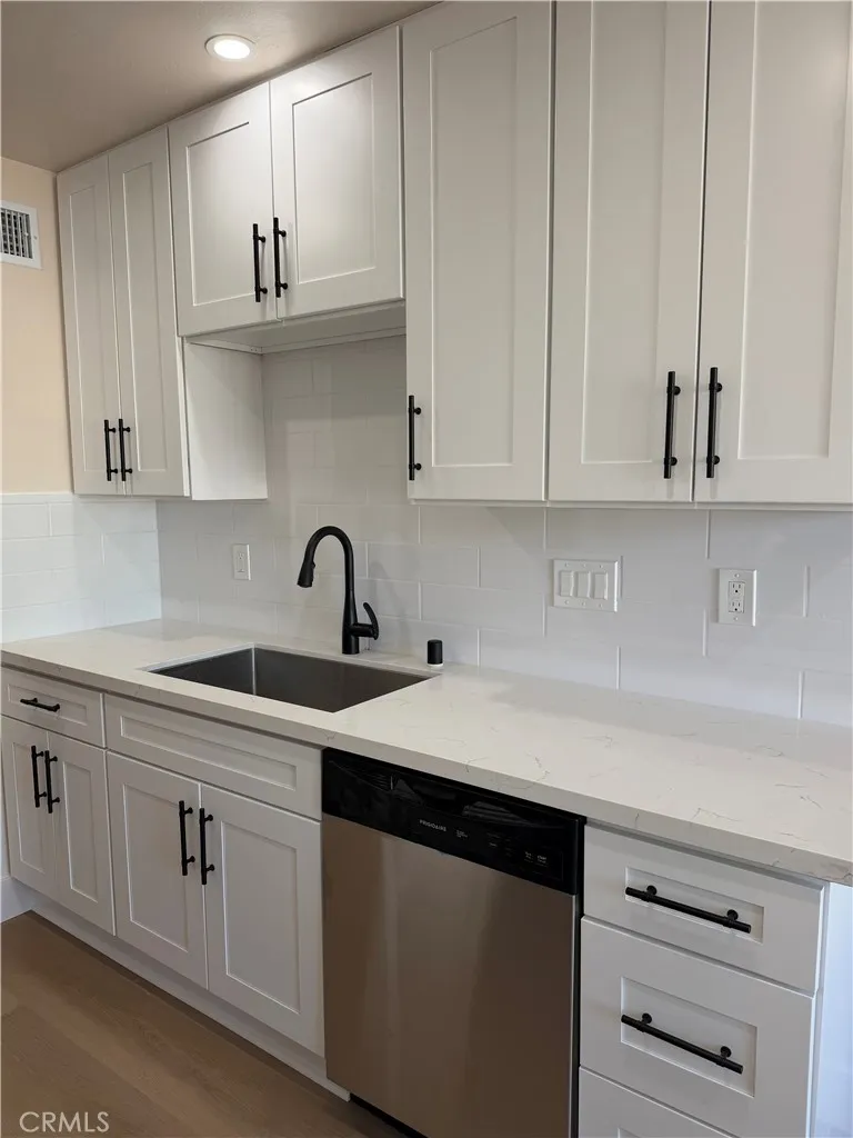 26067 Via Pera Mission Viejo, CA 92691
