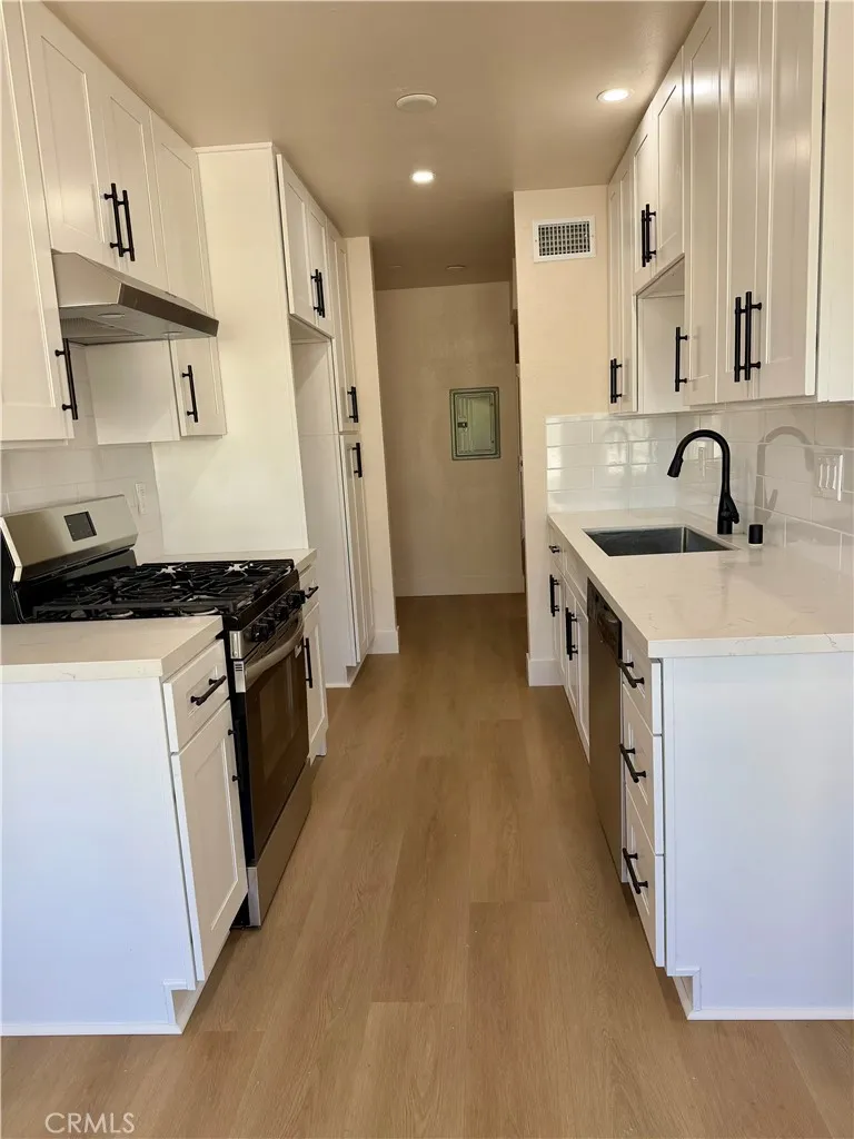 26067 Via Pera Mission Viejo, CA 92691