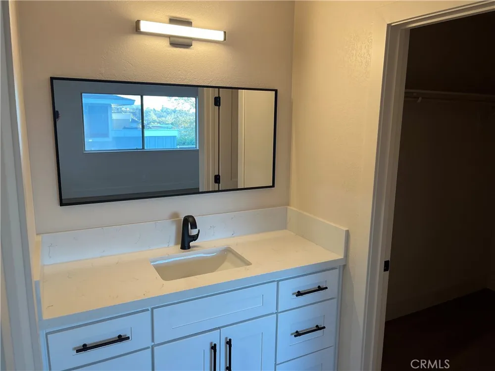 26067 Via Pera Mission Viejo, CA 92691