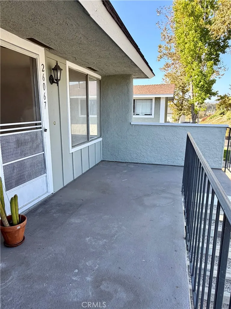 26067 Via Pera Mission Viejo, CA 92691