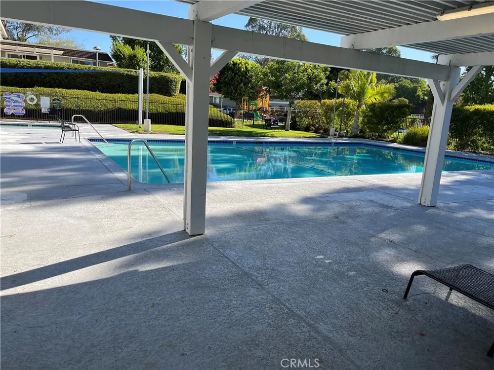 26067 Via Pera Mission Viejo, CA 92691