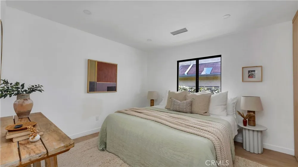 4112 Prospect Los Angeles, CA 90027