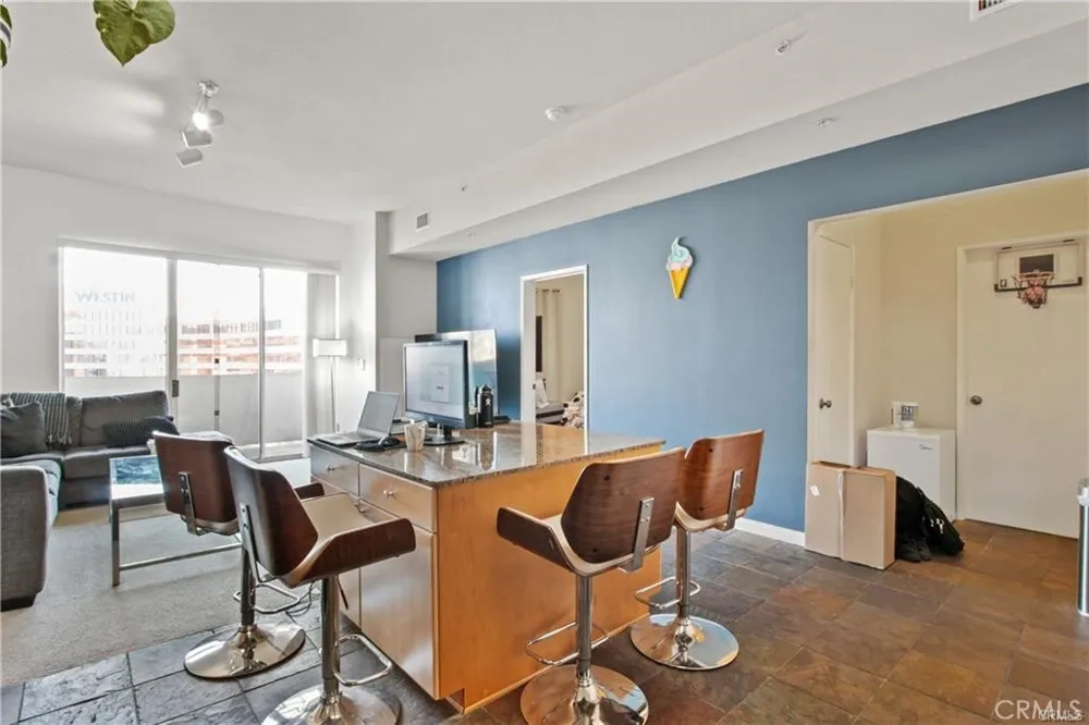 388 E Ocean Boulevard #1412 Long Beach, CA 90802