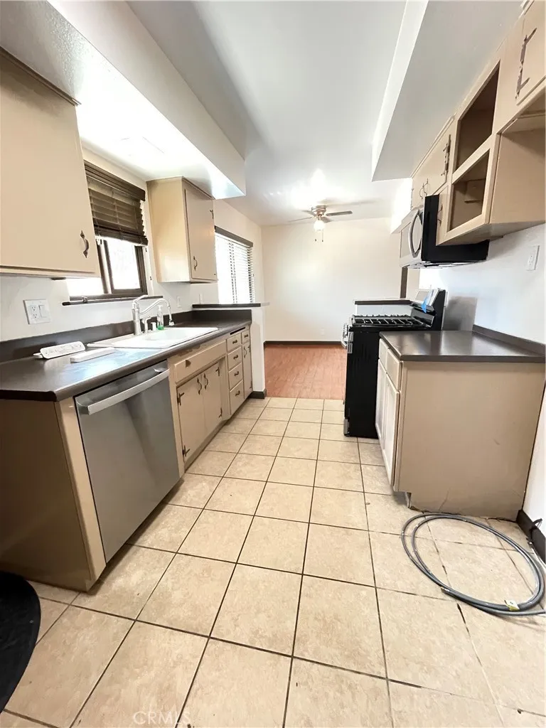 3961 Center Avenue Norco, CA 92860