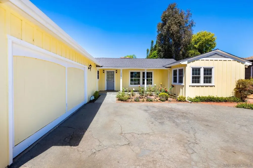 1780 Magnolia Ave Carlsbad, CA 92008