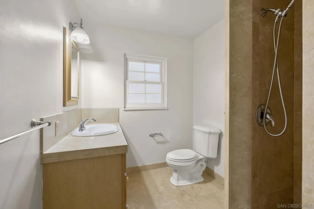 1780 Magnolia Ave Carlsbad, CA 92008
