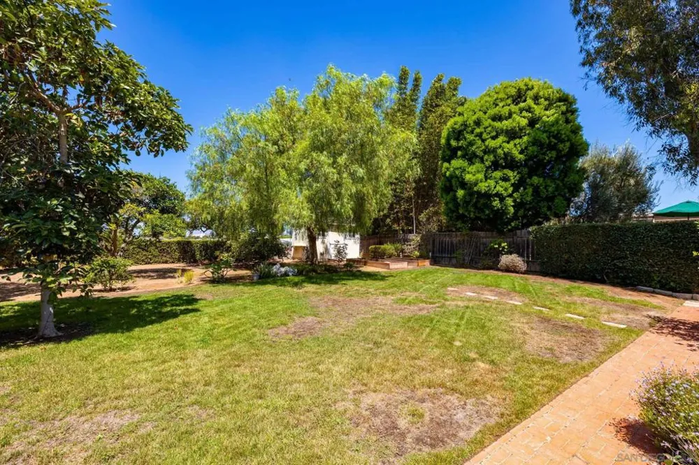 1780 Magnolia Ave Carlsbad, CA 92008