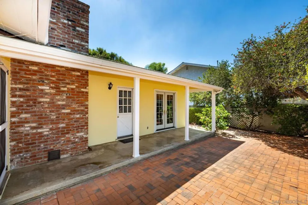 1780 Magnolia Ave Carlsbad, CA 92008