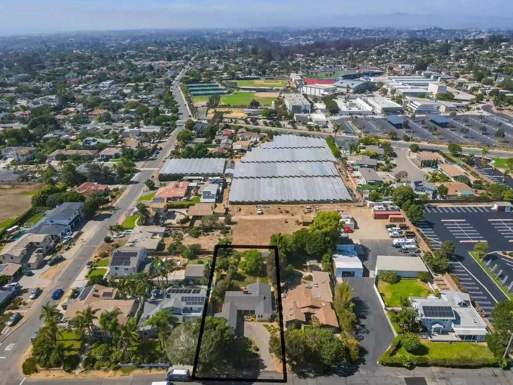 1780 Magnolia Ave Carlsbad, CA 92008