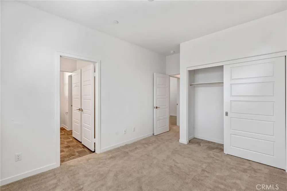 13832 Gazania Lane Fontana, CA 92336