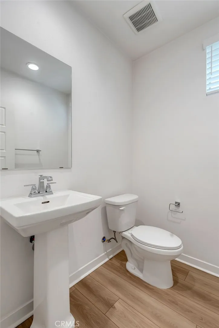 13832 Gazania Lane Fontana, CA 92336