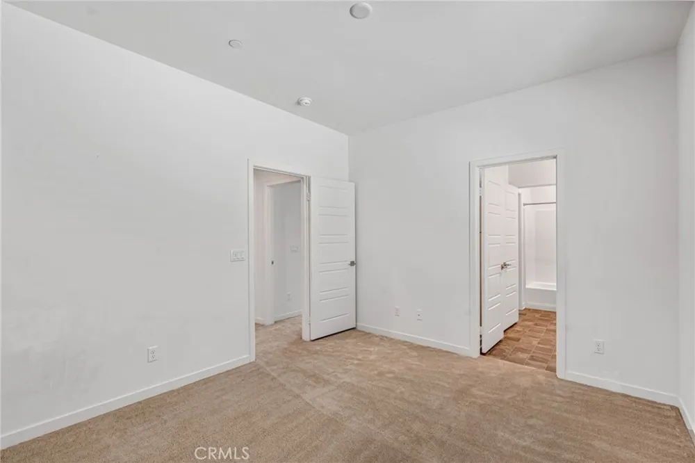 13832 Gazania Lane Fontana, CA 92336