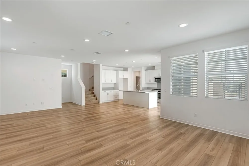 13832 Gazania Lane Fontana, CA 92336