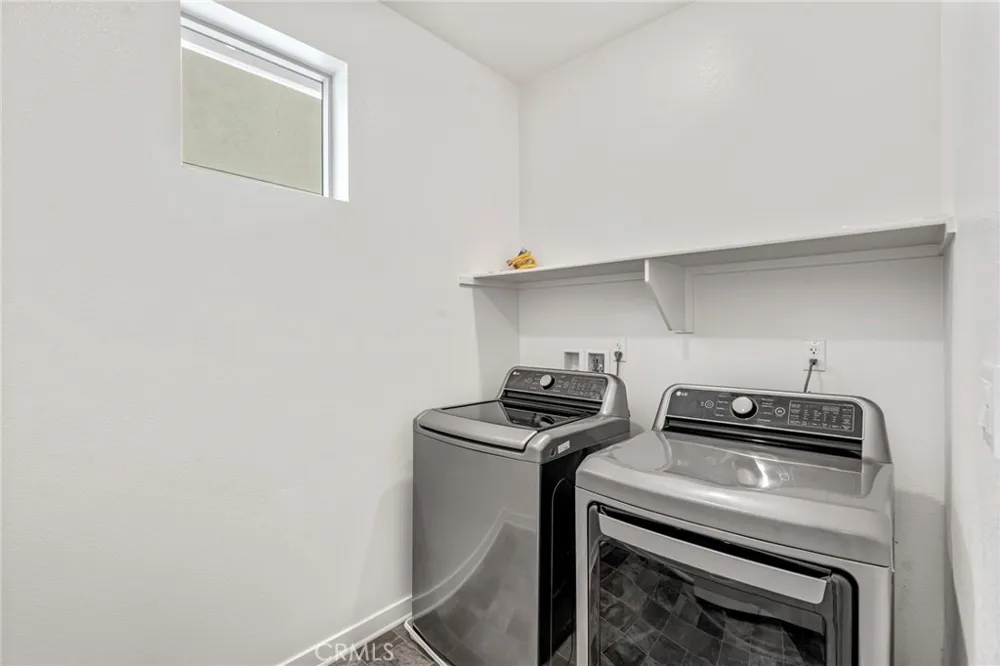 13832 Gazania Lane Fontana, CA 92336