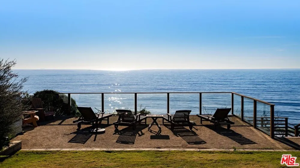 7043 BIRDVIEW AVENUE Malibu, CA 90265