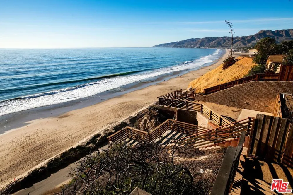 7043 BIRDVIEW AVENUE Malibu, CA 90265