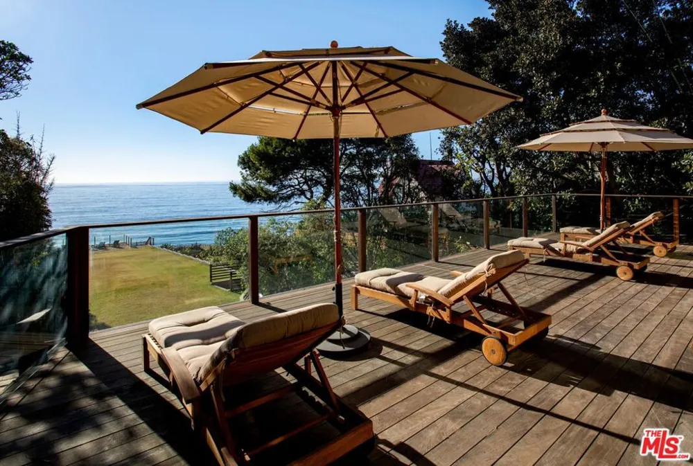 7043 BIRDVIEW AVENUE Malibu, CA 90265