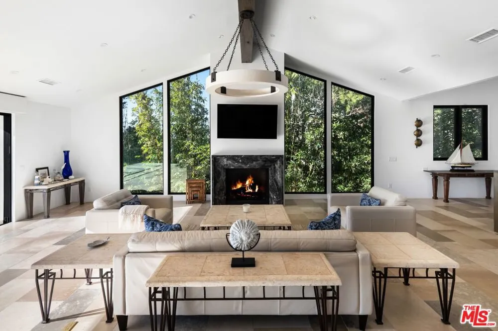 7043 BIRDVIEW AVENUE Malibu, CA 90265