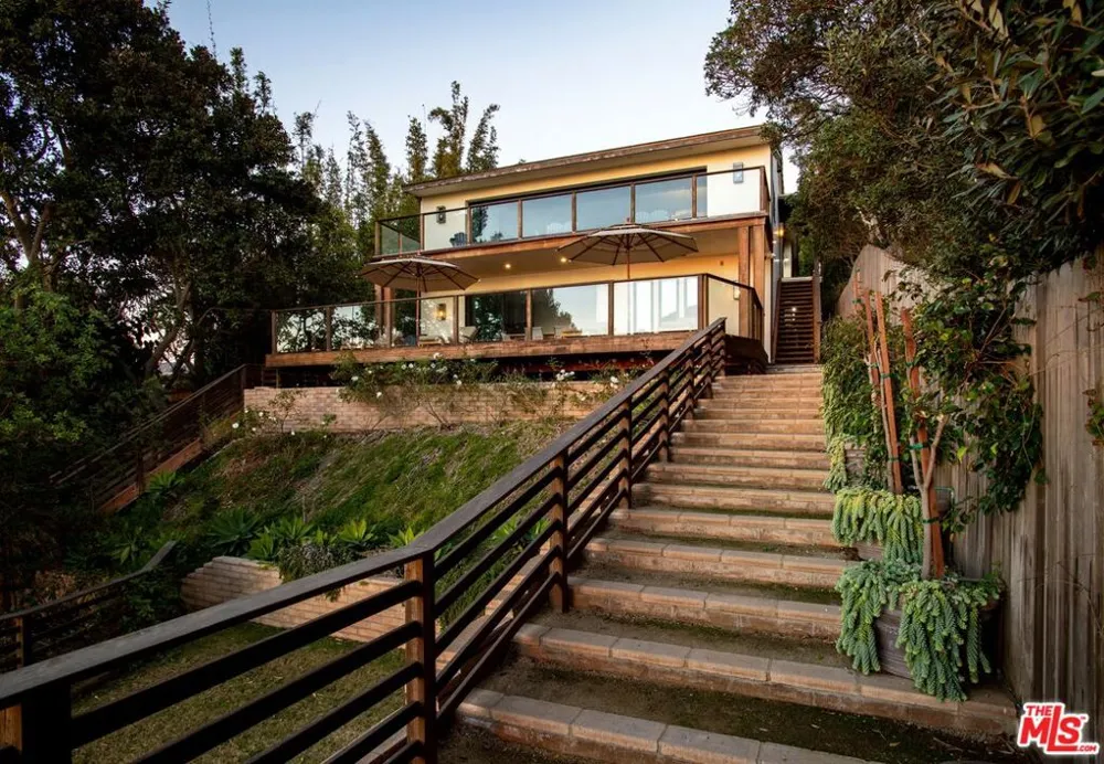 7043 BIRDVIEW AVENUE Malibu, CA 90265