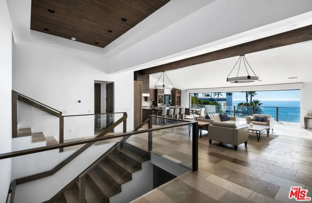 7043 BIRDVIEW AVENUE Malibu, CA 90265