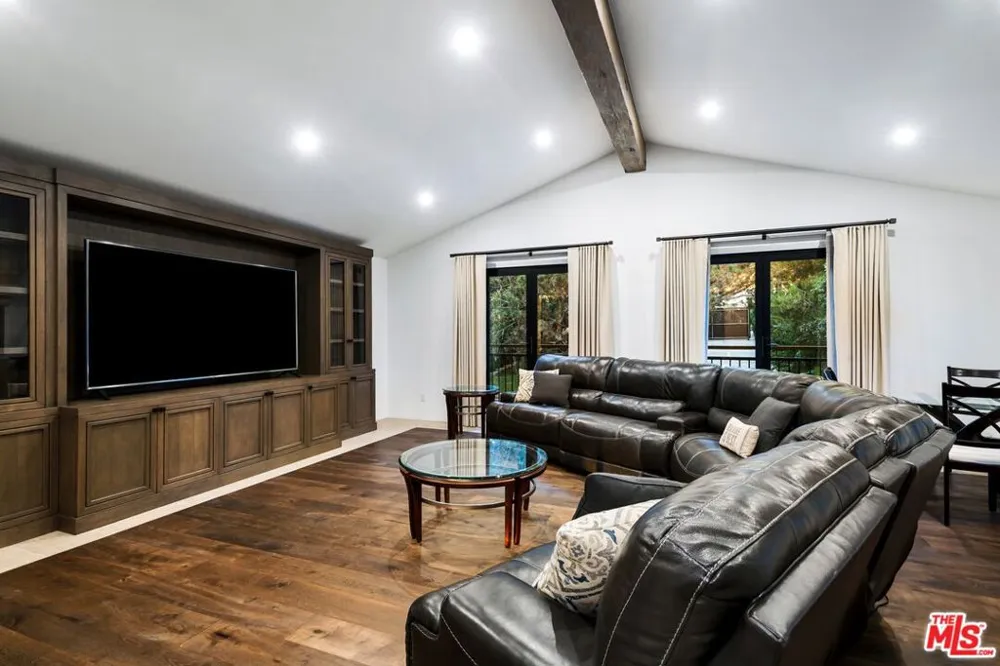 7043 BIRDVIEW AVENUE Malibu, CA 90265