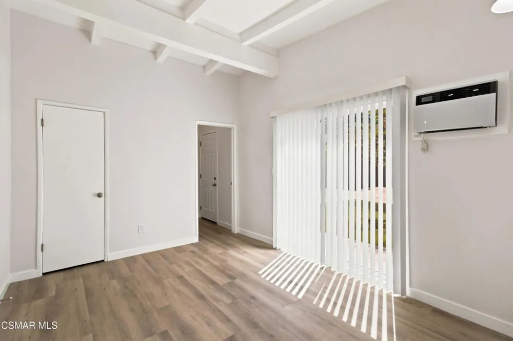 4328 Shopping Lane Simi Valley, CA 93063