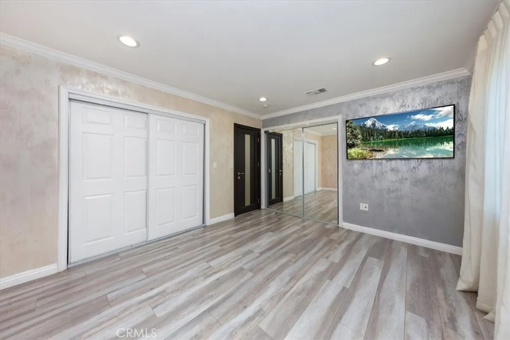 8126 Matilija Panorama City, CA 91402