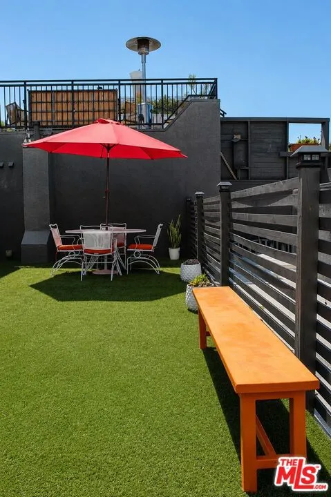 1412 Crescent Heights Boulevard #203 West Hollywood, CA 90046