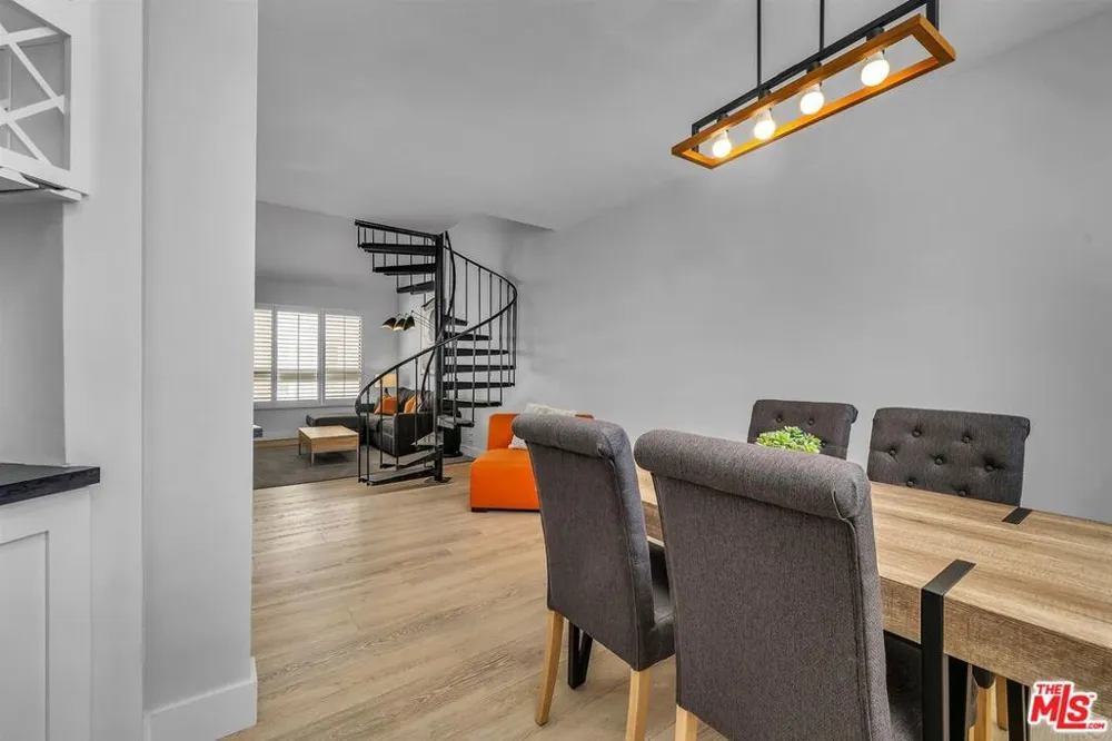 1412 Crescent Heights Boulevard #203 West Hollywood, CA 90046