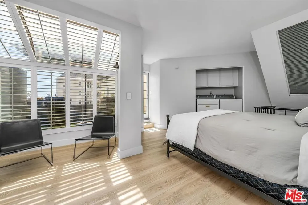 1412 Crescent Heights Boulevard #203 West Hollywood, CA 90046