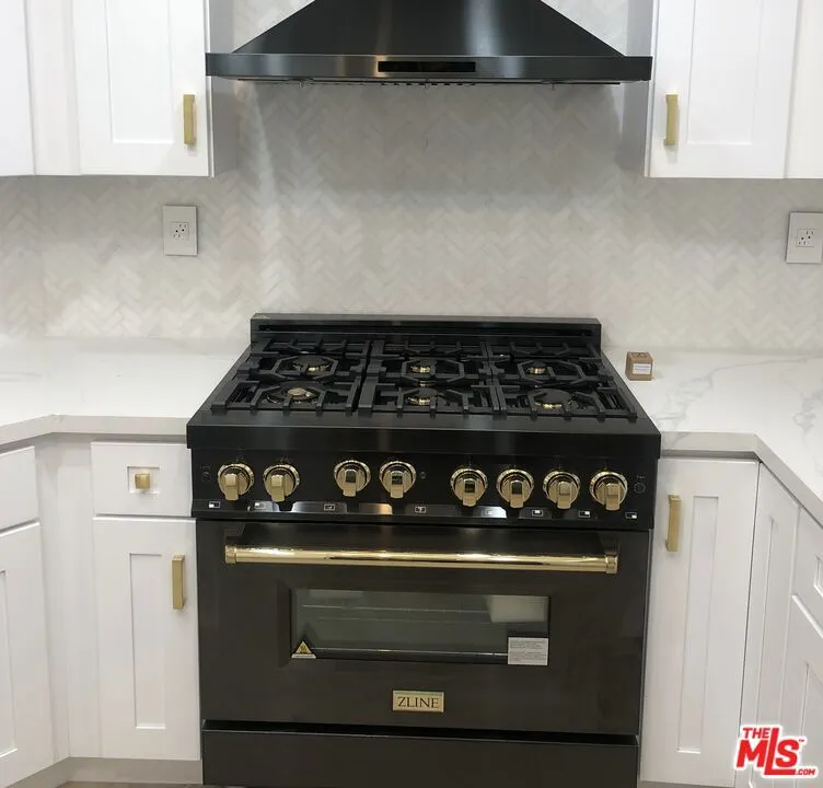1412 Crescent Heights Boulevard #203 West Hollywood, CA 90046