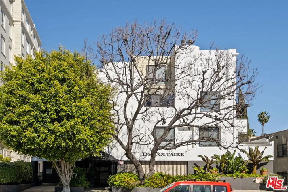 1412 Crescent Heights Boulevard #203 West Hollywood, CA 90046