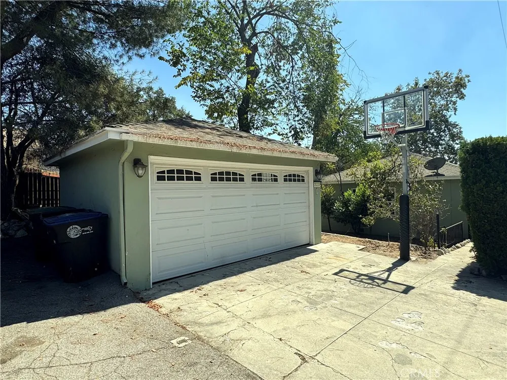 3115 Piedmont Glendale, CA 91214