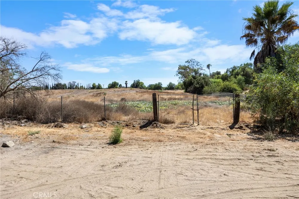Markham Riverside, CA 92508