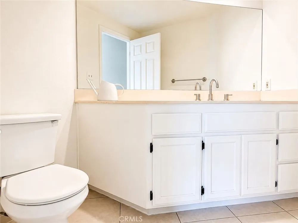 210 S Prospect Avenue #4 Redondo Beach, CA 90277