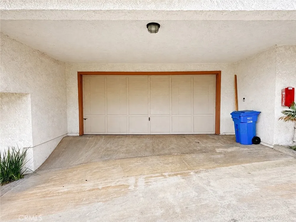 210 S Prospect Avenue #4 Redondo Beach, CA 90277