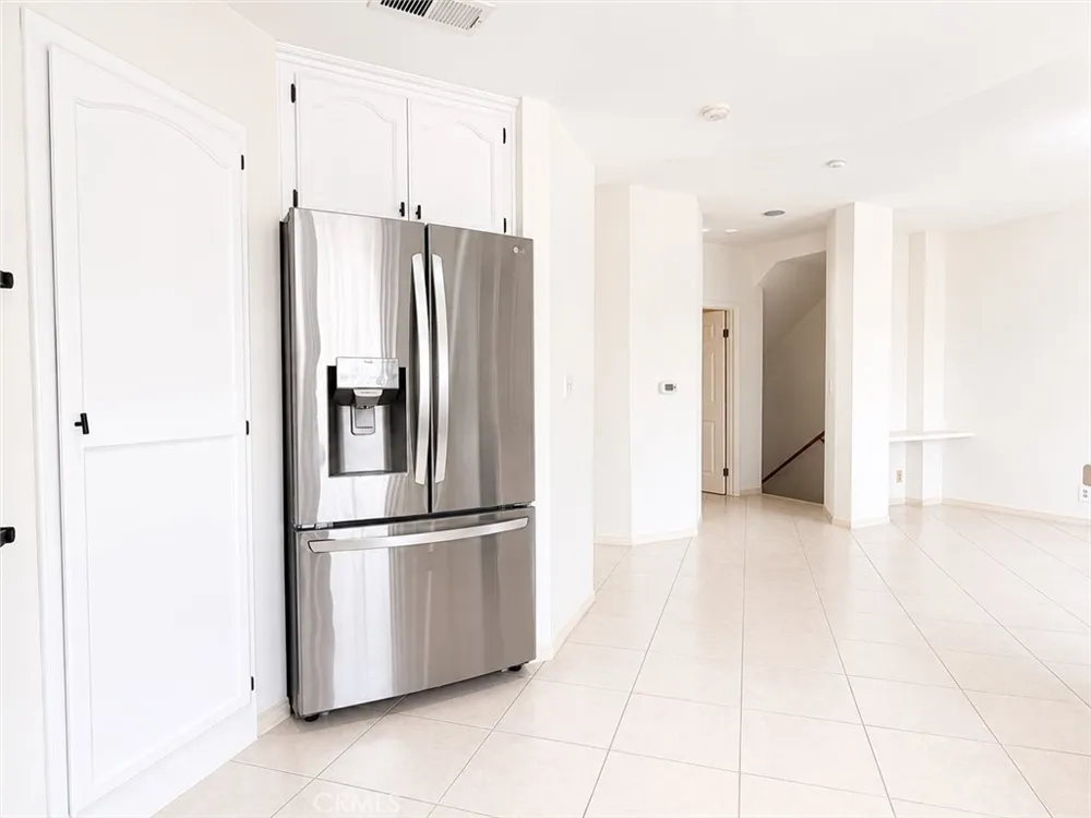 210 S Prospect Avenue #4 Redondo Beach, CA 90277