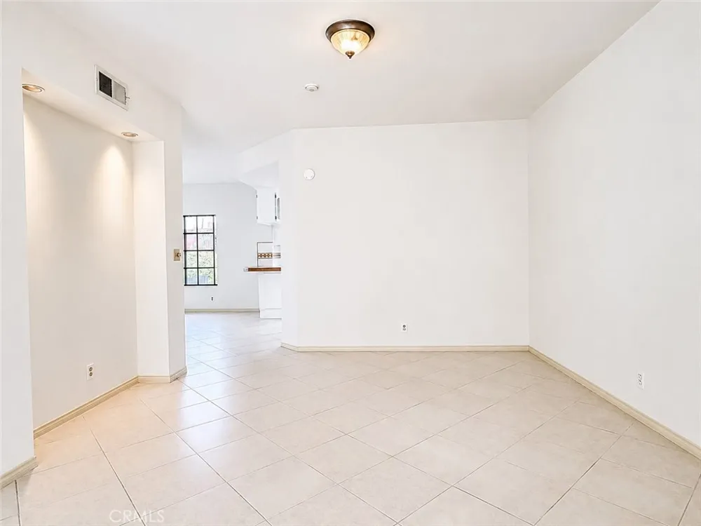 210 S Prospect Avenue #4 Redondo Beach, CA 90277
