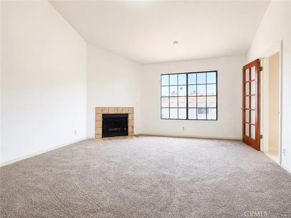 210 S Prospect Avenue #4 Redondo Beach, CA 90277