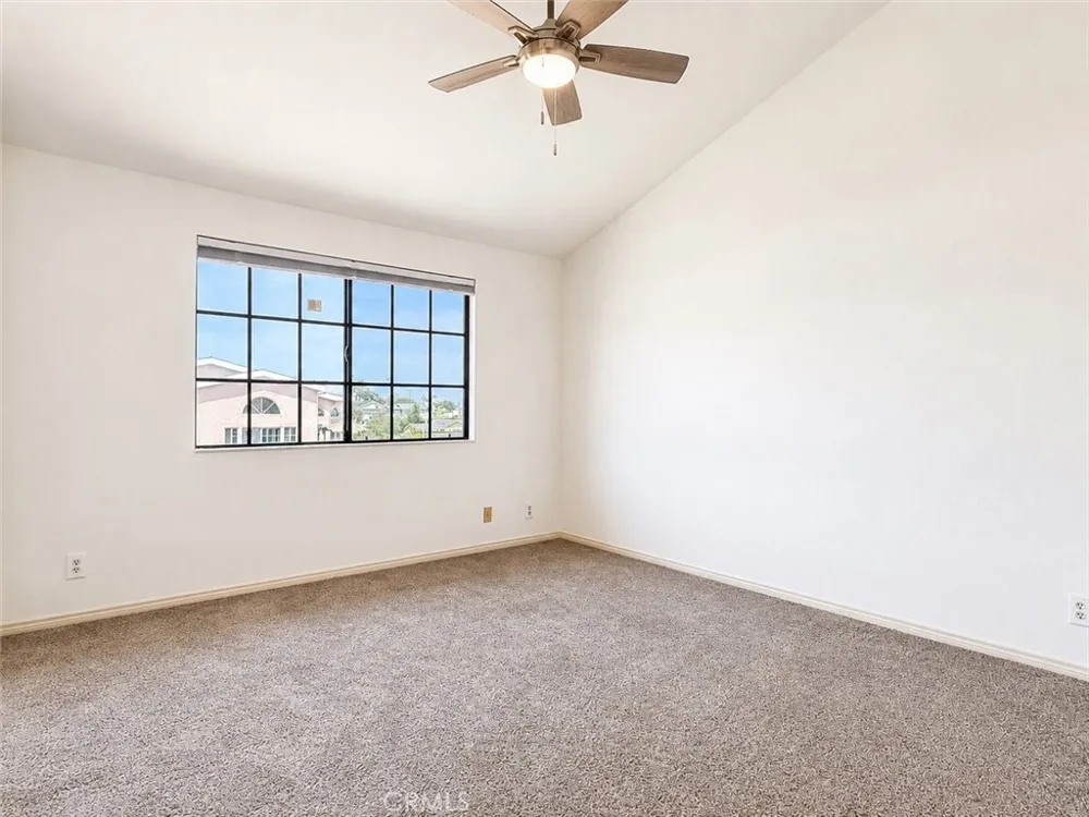 210 S Prospect Avenue #4 Redondo Beach, CA 90277