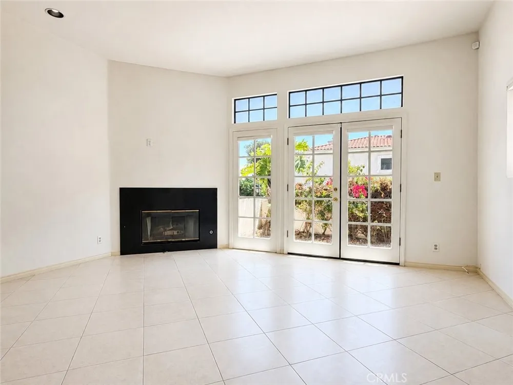 210 S Prospect Avenue #4 Redondo Beach, CA 90277