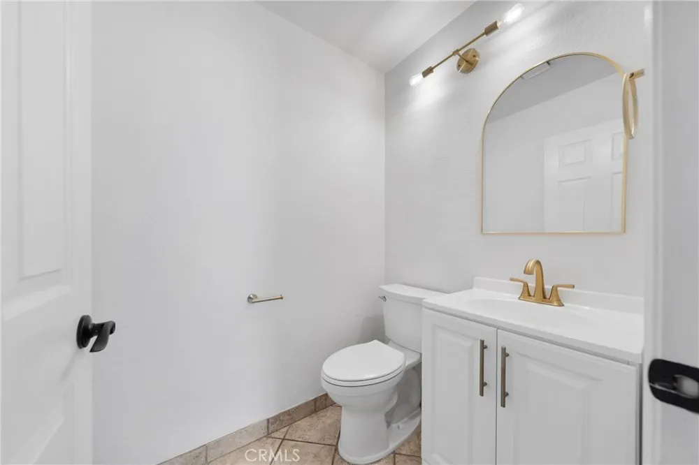 43490 Calle Nacido Temecula, CA 92592