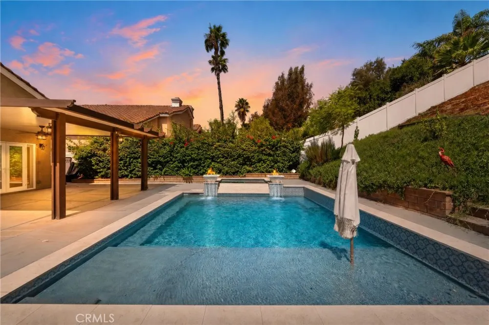 43490 Calle Nacido Temecula, CA 92592