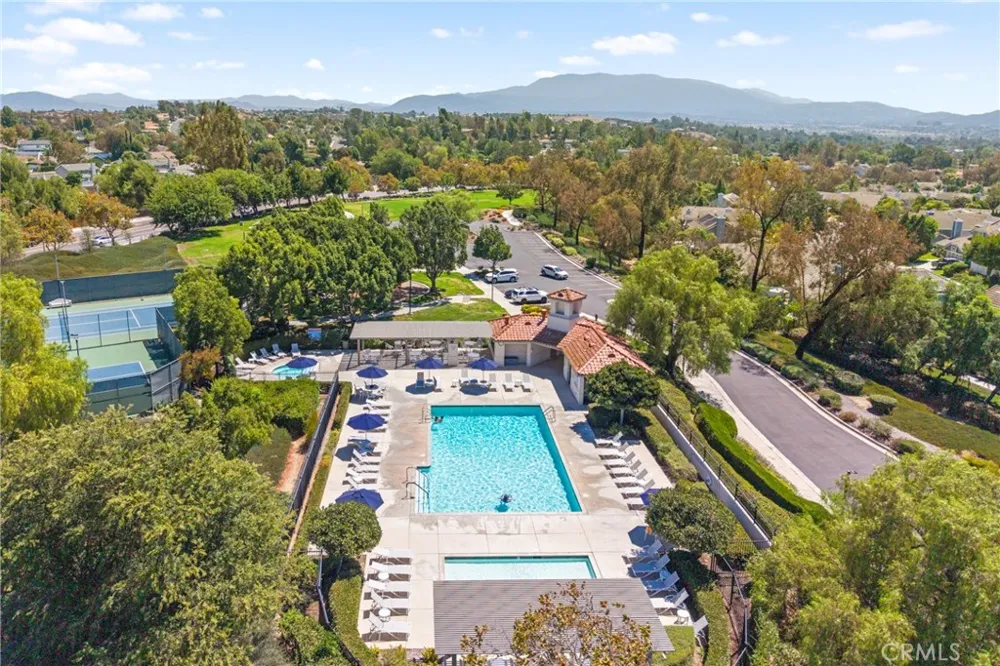 43490 Calle Nacido Temecula, CA 92592