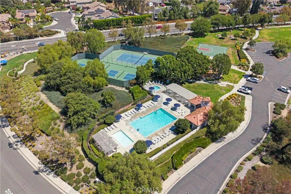 43490 Calle Nacido Temecula, CA 92592