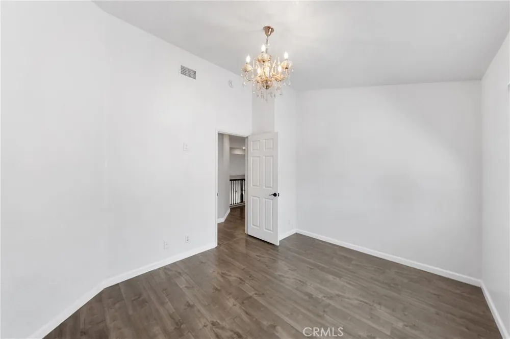 43490 Calle Nacido Temecula, CA 92592