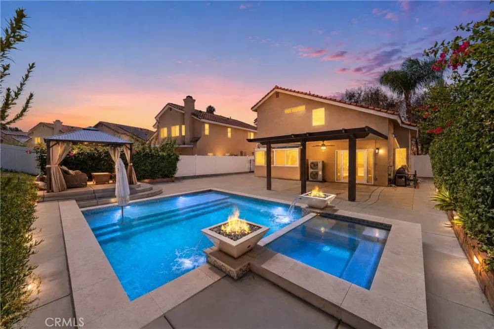 43490 Calle Nacido Temecula, CA 92592